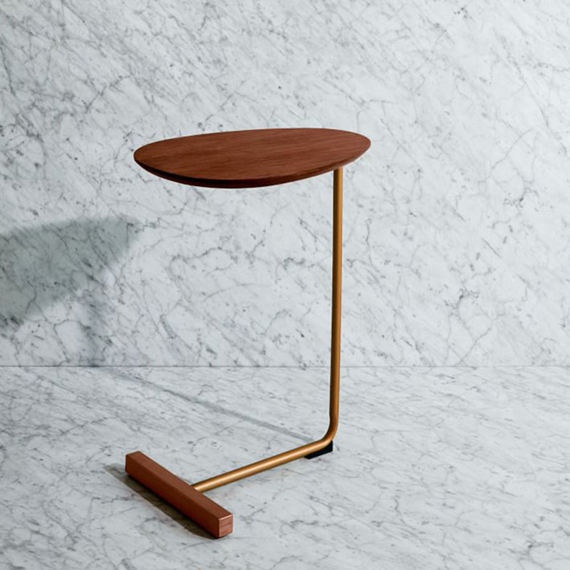 Zeitgenössischer kreativer ovaler Holz-Eisen-Beistelltisch mit 2 Ebenen für das Wohnzimmer 