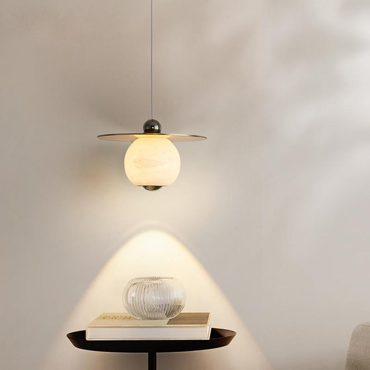 Suspension LED avec abat-jour sphérique en marbre d&