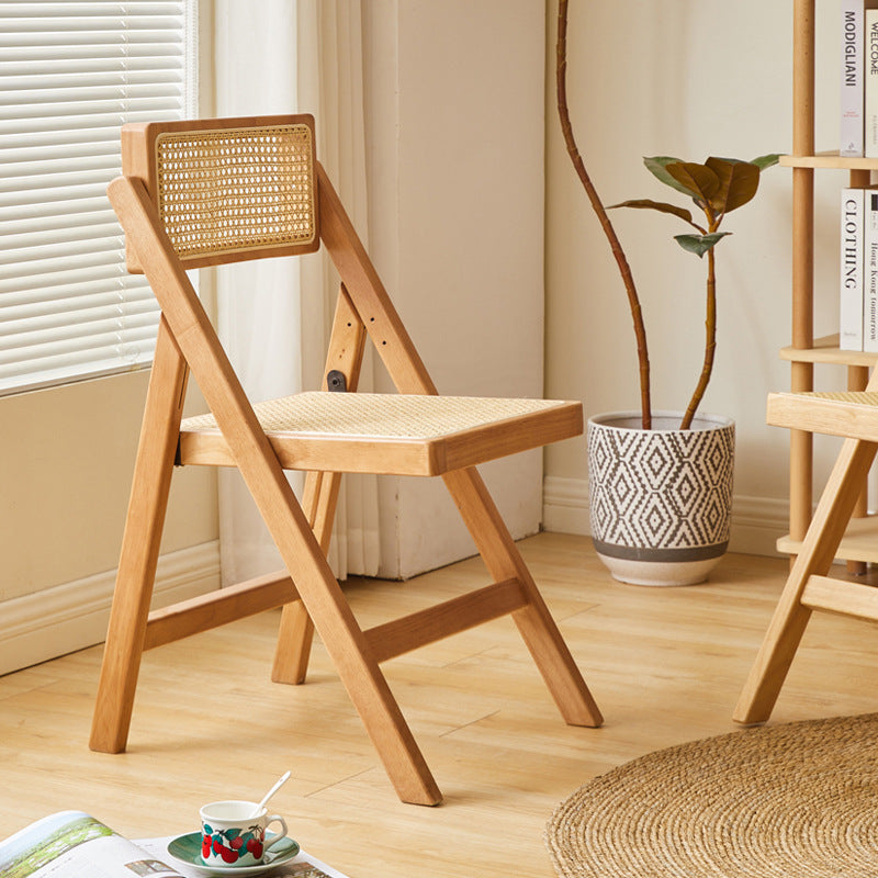 Silla de comedor vintage tradicional cuadrada de ratán PE y madera de caucho con respaldo para comedor 