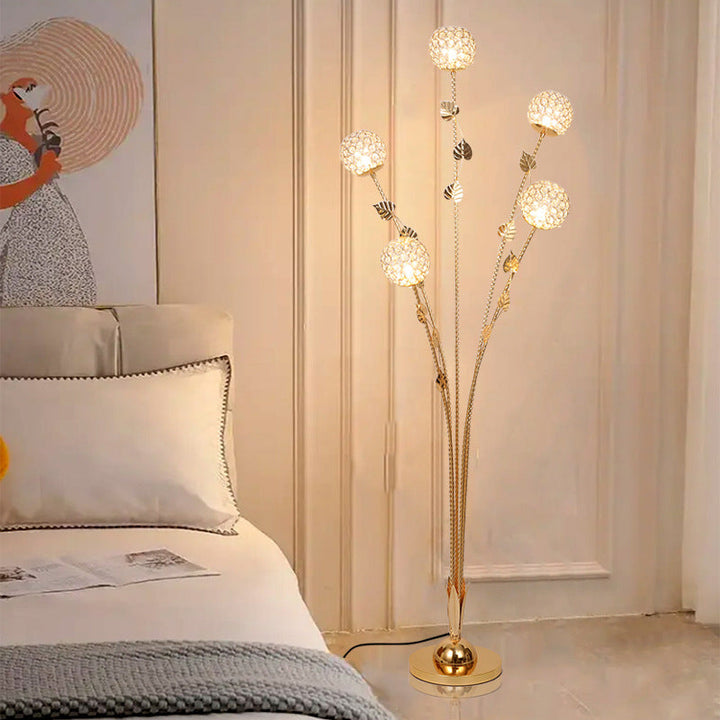 Lampadaire moderne de luxe en feuille de fleur globe en fer et aluminium à 5 lumières pour salon 