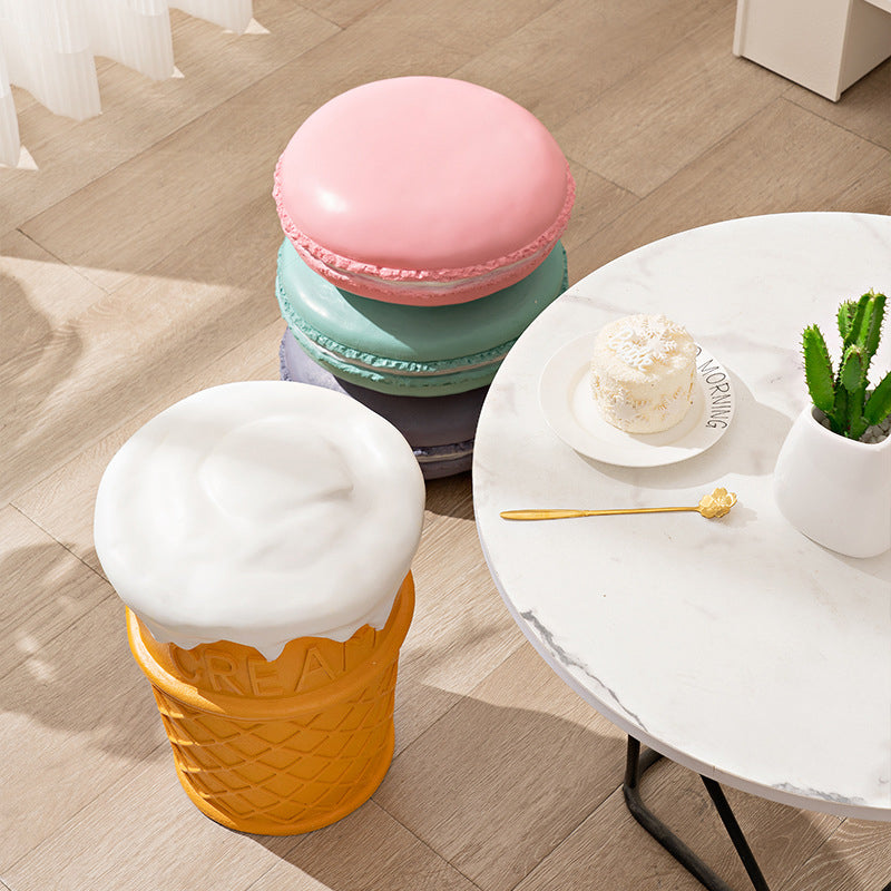 Chaise en résine contemporaine créative en forme de beignet cylindrique avec ananas et glace pour salon 