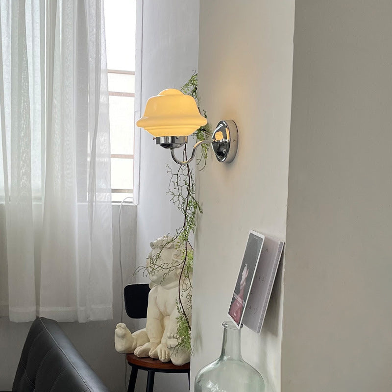 Zeitgenössische Retro Runde Wolken Eisen Glas 1-Licht Wandleuchte Lampe für Schlafzimmer 