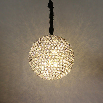 Moderner minimalistischer runder Eisen-Kristall 4-Licht-Kronleuchter für das Wohnzimmer 