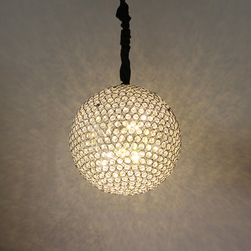 Moderner minimalistischer runder Eisen-Kristall 4-Licht-Kronleuchter für das Wohnzimmer 