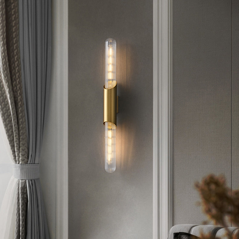 Zeitgenössische nordische Messingglasstreifen-Wandleuchte mit 2 Lichtern für Wohnzimmer 