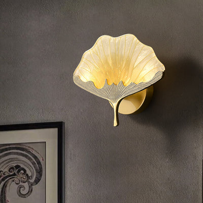 Traditional Chinese Ginkgo Leaf Copper Zinc Alloy Lucite Enameled LED Wall Sconce Lamp For Living Room