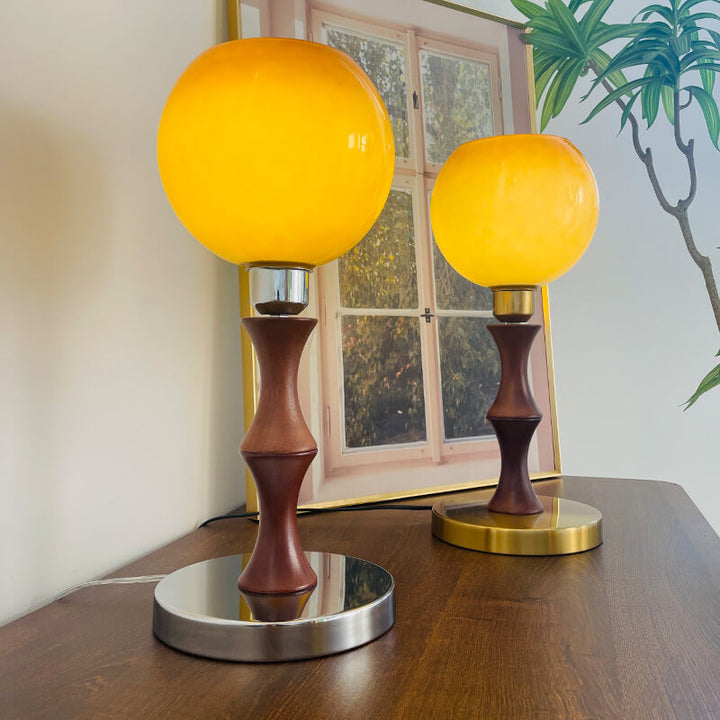 Französische Vintage Kugelglas Holz 1-Licht Tischlampe 