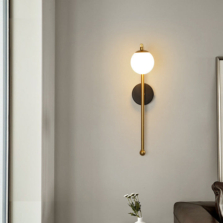 Lampe murale contemporaine de luxe avec abat-jour sphérique en acrylique, fer et aluminium à 1 lumière pour chambre 