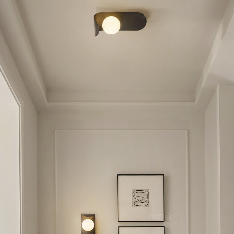 Contemporary Nordic Curved Oval Orb Hardware 1-Light Wall Sconce Lamp For Living Room