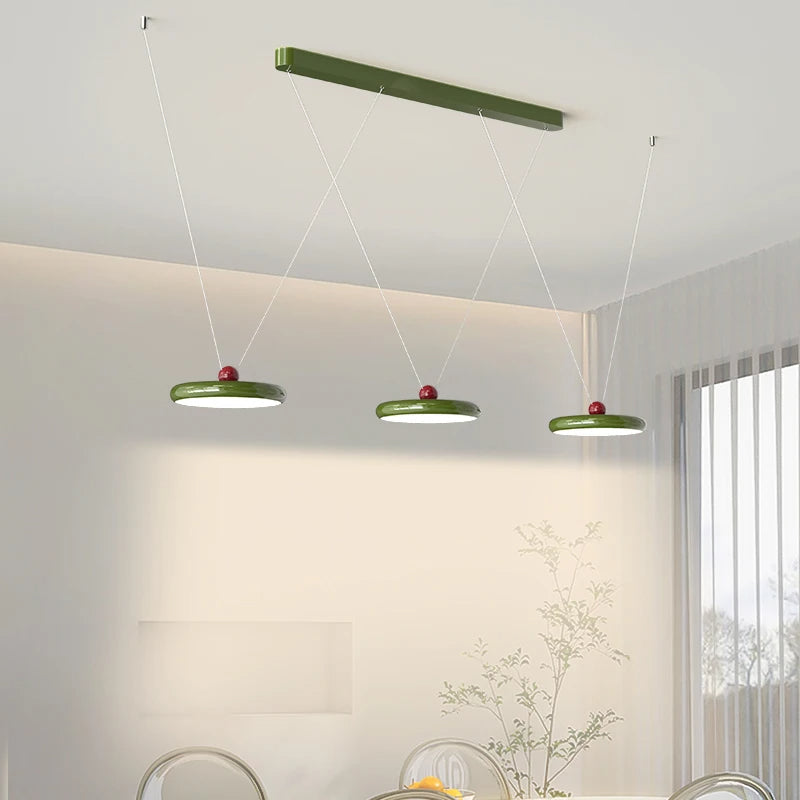 ثريا حديثة من الحديد الإسكندنافي مع أضواء LED أكريليك لجزر غرفة الطعام 