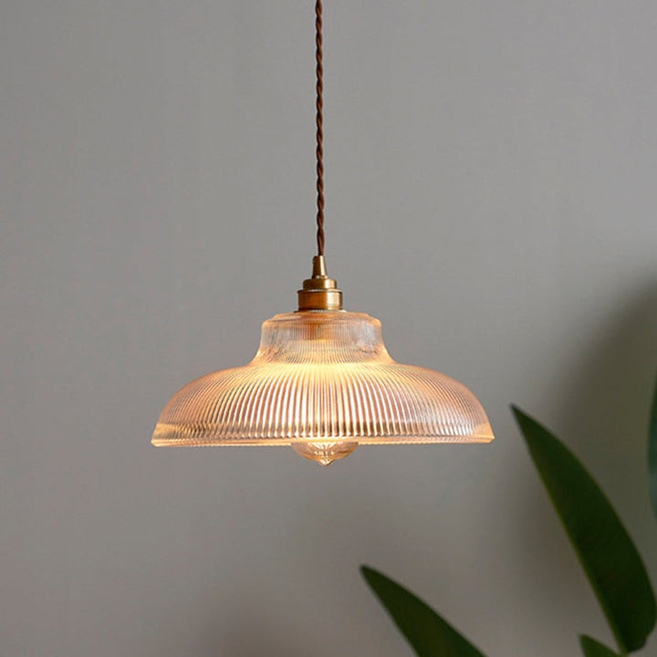 Traditionelle Vintage gerippte Glasscheibe Schirm Messing 1-flammige Pendelleuchte für Wohnzimmer 