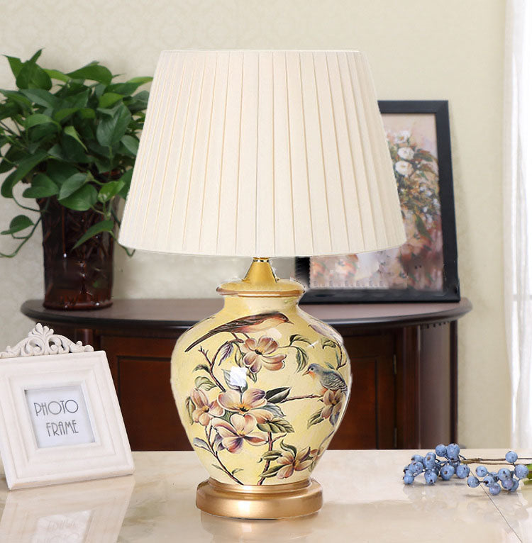 Traditional Chinese Bird Vase Base Ceramic Fabric 1-Light Table Lamp For Living Room