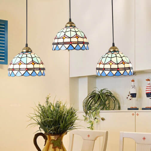 Lámpara colgante de isla de 3 luces con pantalla abovedada de vidrio Tiffany y hierro para sala de estar 