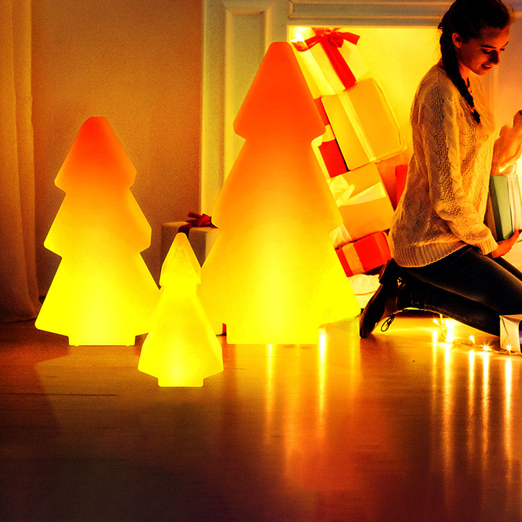 Moderne Art Deco Wasserdichte Solar Wiederaufladbare PE Weihnachtsbaum LED RGB Landschaft Beleuchtung Außenleuchte Für Garten 