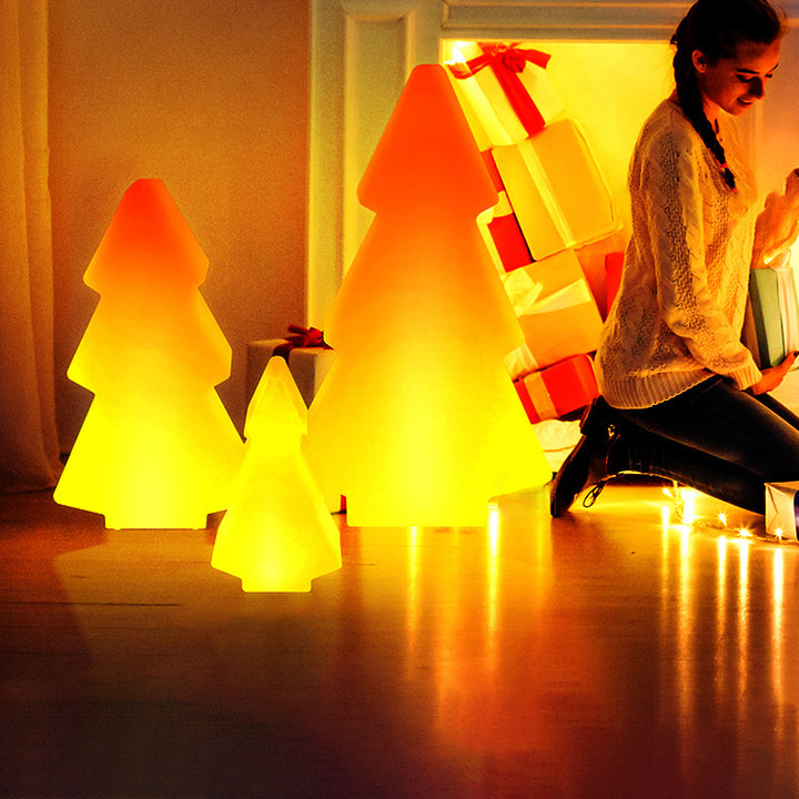 Moderne Art Deco Wasserdichte Solar Wiederaufladbare PE Weihnachtsbaum LED RGB Landschaft Beleuchtung Außenleuchte Für Garten 