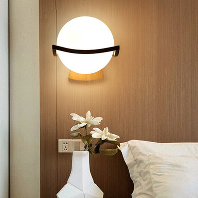 Lámpara de aplique de pared de 1 luz de vidrio y madera esférica minimalista moderna para dormitorio 