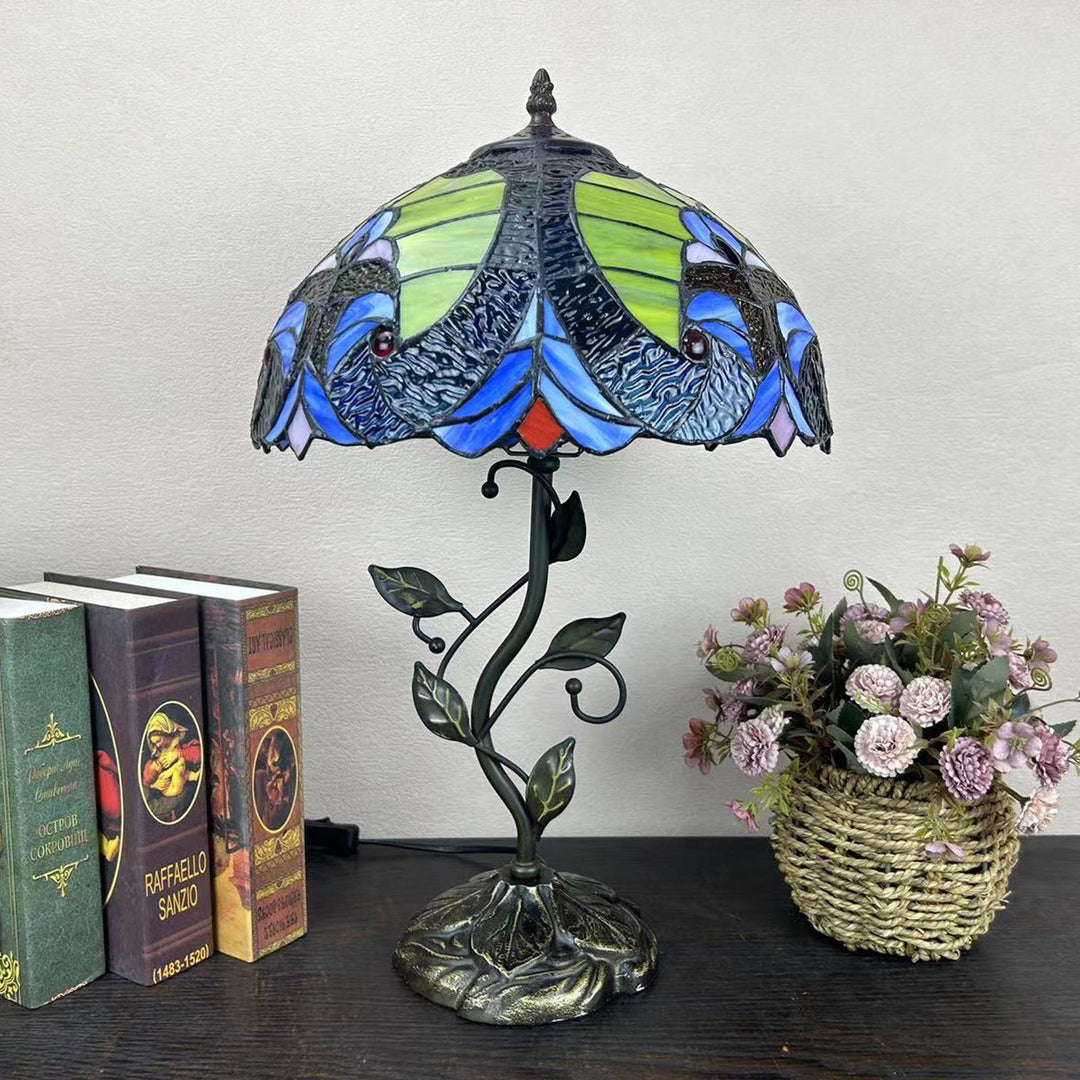 Lampe de table traditionnelle Tiffany en résine avec dôme conique et motif de fleurs et feuilles à 1 lumière pour chevet 