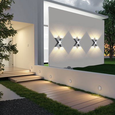 Lampe murale extérieure moderne étanche en forme de X à LED 4 lumières 