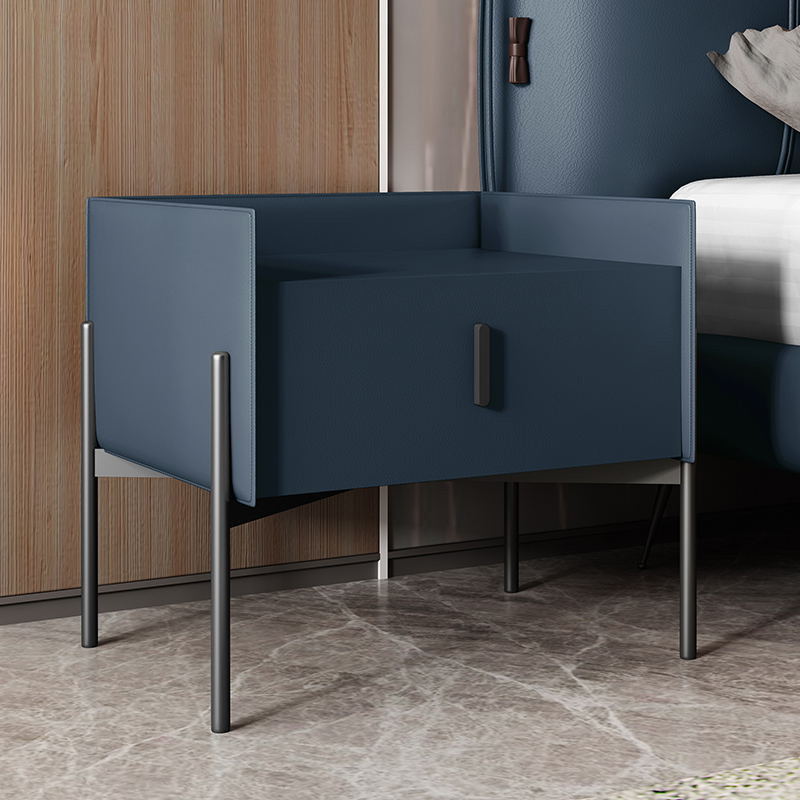 Contemporain scandinave rectangulaire en cuir acier au carbone métal 1-tiroir pour table de chevet 