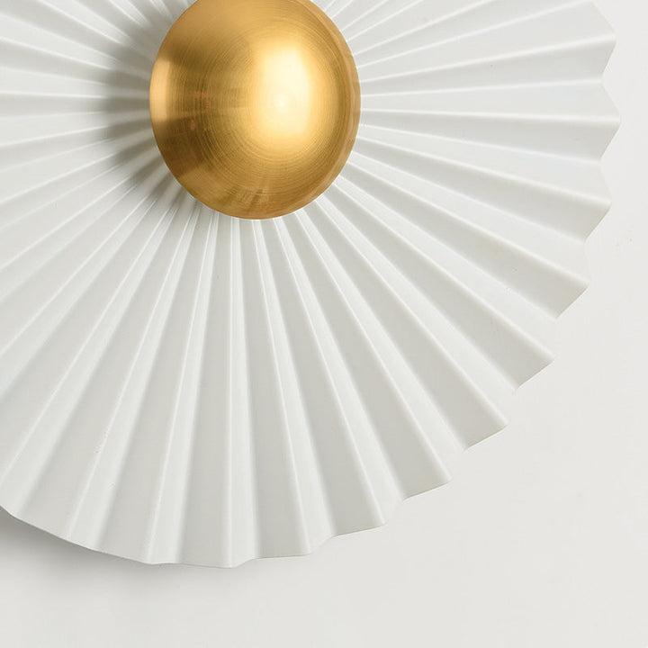 Applique murale LED contemporaine créative ronde à bord festonné pour salon 
