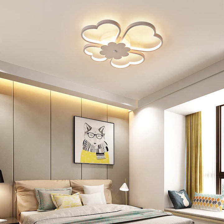 Contemporary Creative Clover Design Silicone Aluminum LED Flush Mount Ceiling Light For Living Room &amp; Bedroom