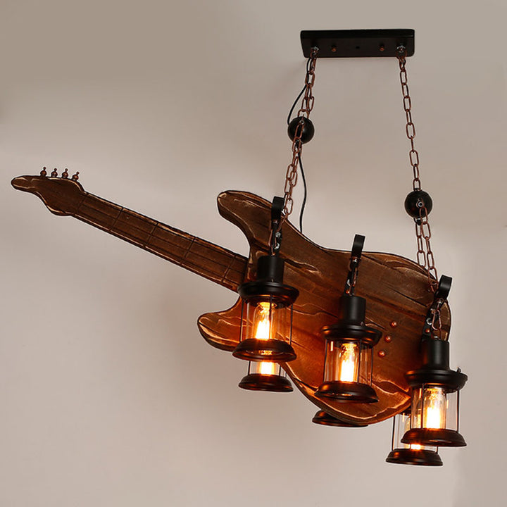 Tradicional lámpara de araña de 6 luces de hierro en forma de guitarra con tallado en madera para comedor 