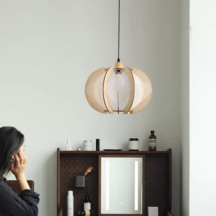 Lámpara Colgante Tradicional Japonesa Ovalada de Filigrana de Madera de 1 Luz para Sala de Estar 