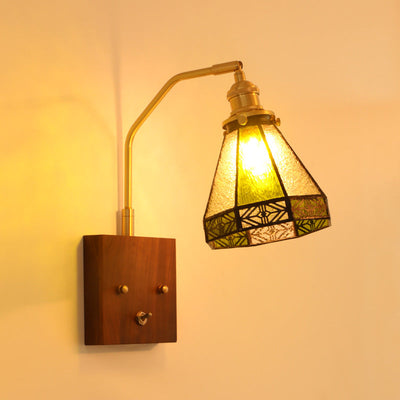 Applique murale contemporaine rétro à cône carré en cuivre, bois et verre avec 1 lumière pour salon 