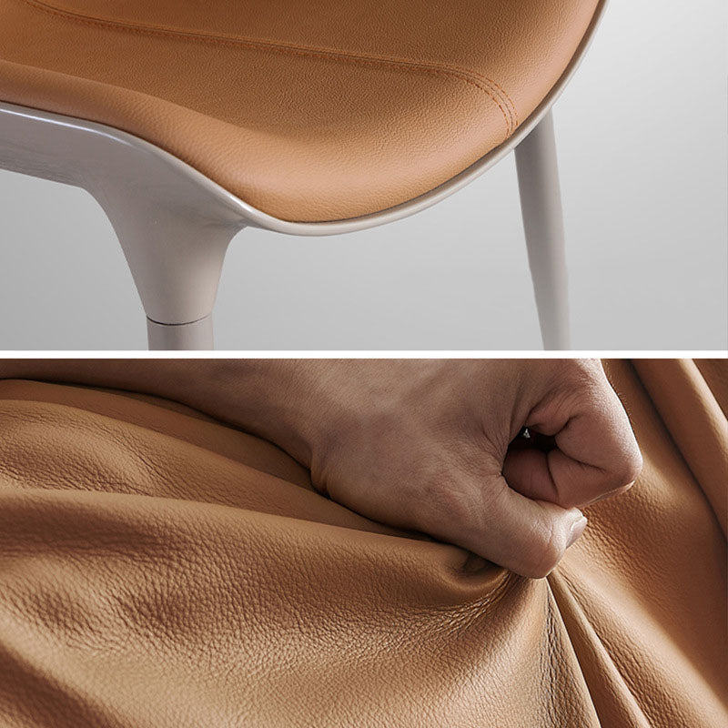 Chaise de salle à manger moderne en cuir de vache simplicité en acier éponge carrée avec dossier incurvé pour salle à manger 
