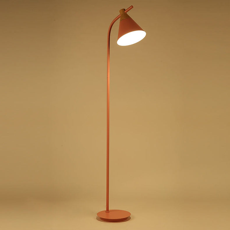 Lampadaire sur pied à 1 lumière avec abat-jour conique macaron créatif nordique 