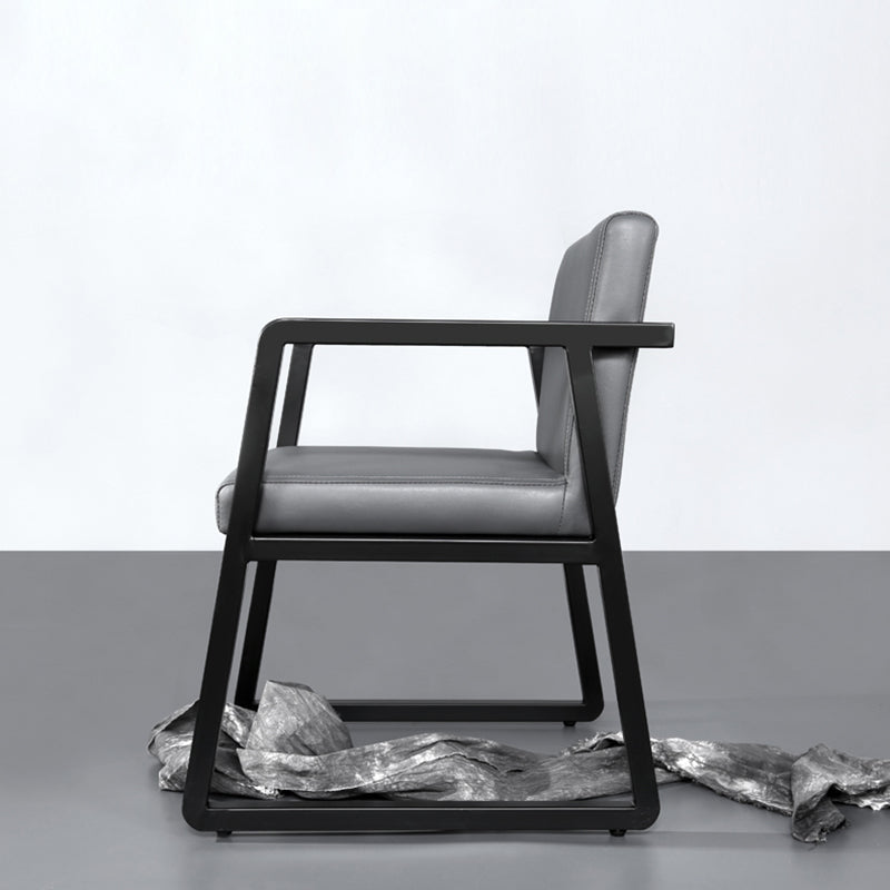 Moderner minimalistischer quadratischer PU-Leder Edelstahl-Schreibtischstuhl mit Rückenlehne und Armlehne für das Home Office 