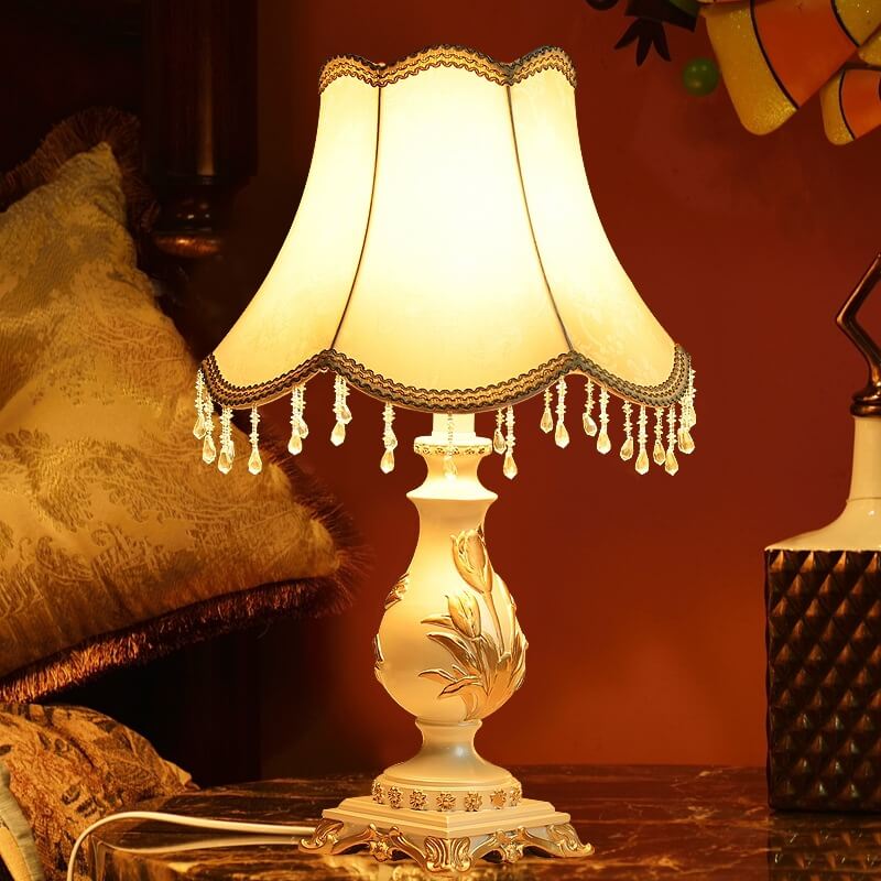 Modern Luxury Tassel Vase Base Iron Resin Fabric 1-Light Table Lamp