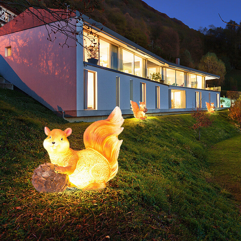 Contemporary Creative Solar Animal Rabbit Squirrel Resin Fiberglass LED Outdoor Landscape Light For Garden