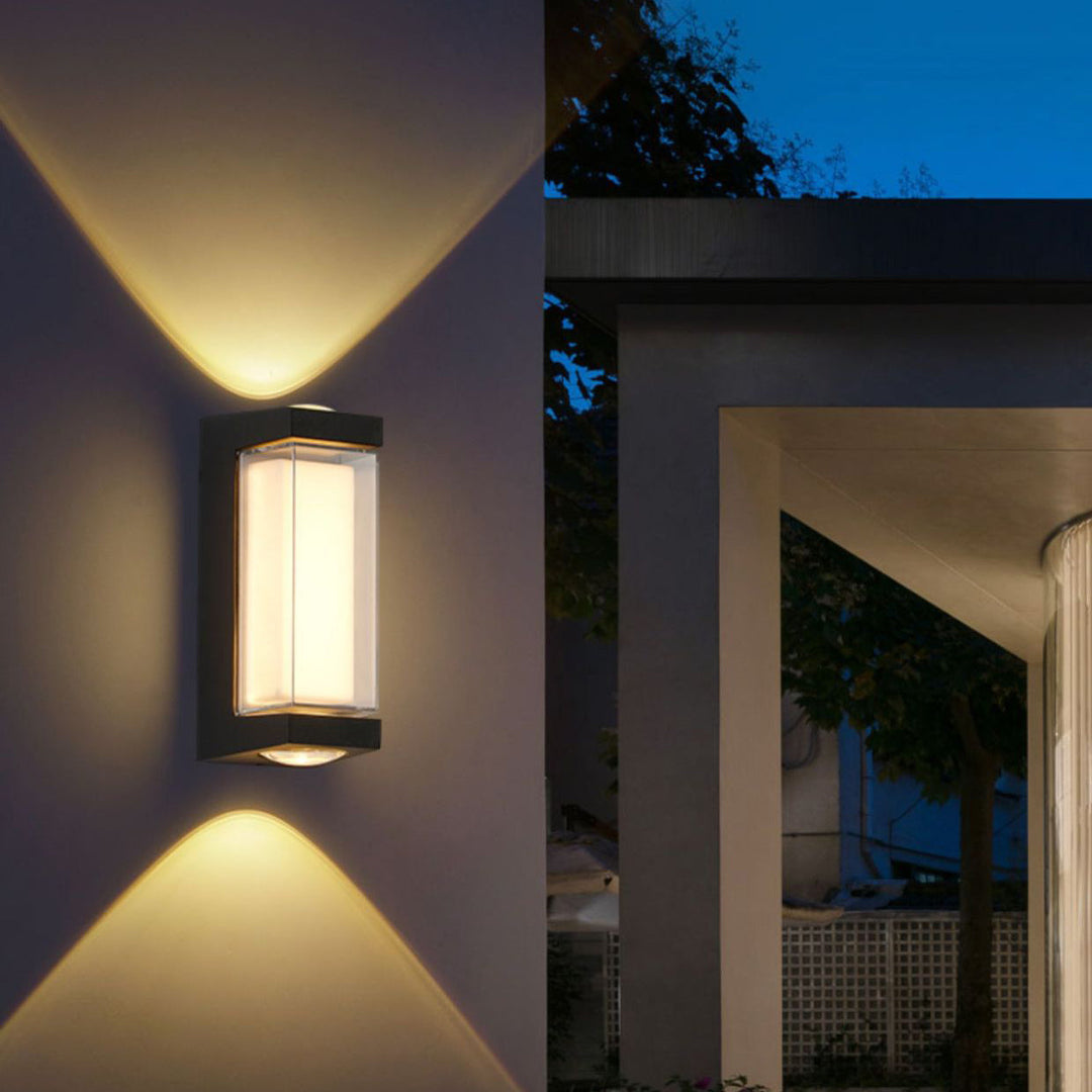 Applique murale étanche LED lumineuse en aluminium de simplicité contemporaine pour patio extérieur 