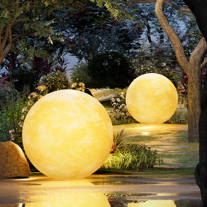 Zeitgenössische nordische wasserdichte Solar-Pendelleuchte aus PE-Harz mit rundem Mond-LED-Licht für Terrasse im Freien 