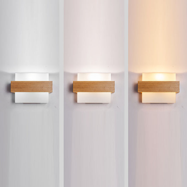 Lampe murale à une lumière cubique en bois et verre de style ferme traditionnelle pour chevet 