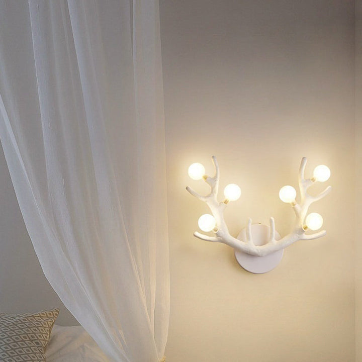 Applique murale contemporaine à 6 lumières avec abat-jour en verre et branche de résine créative pour chambre 
