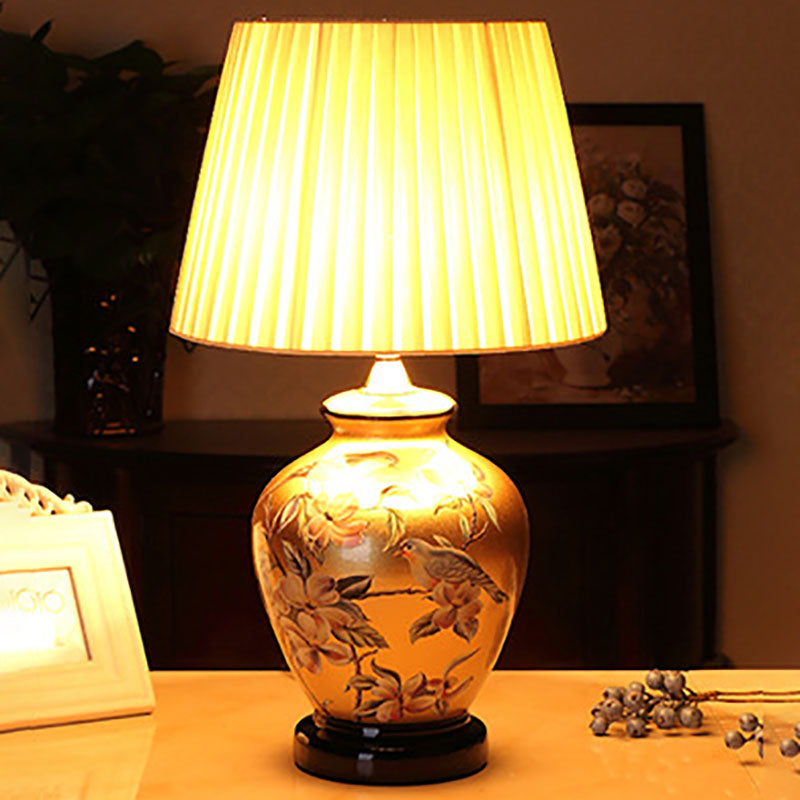 Traditional Chinese Bird Vase Base Ceramic Fabric 1-Light Table Lamp For Living Room