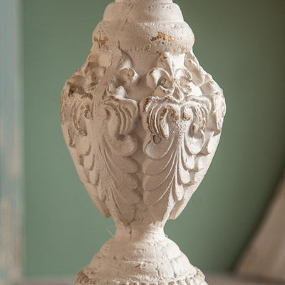 Table d'appoint ronde en bois sculpté de colonne romaine européenne traditionnelle pour le salon 