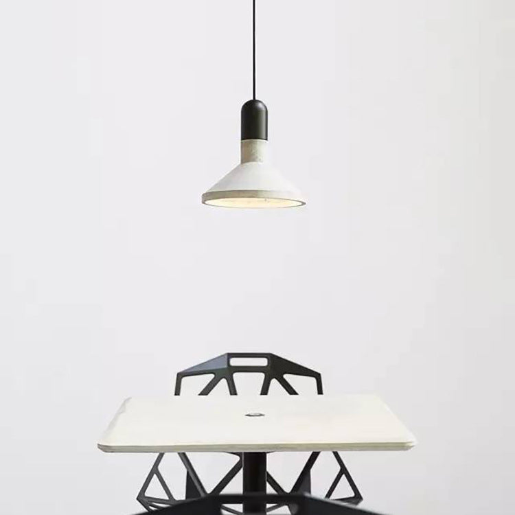 Zeitgenössische industrielle Zementkegel-Holz-Pendelleuchte mit 1 Licht für Esszimmer 