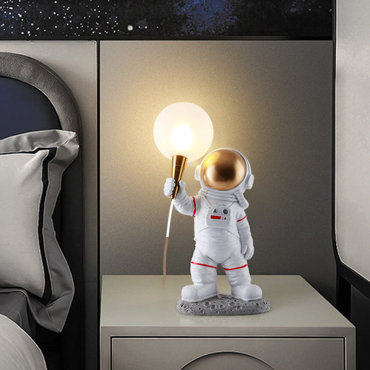 Lampe de table contemporaine créative en résine ABS Astronaute 1 lumière pour chambre 