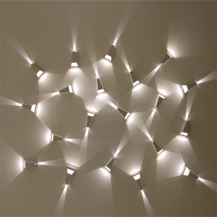Moderne minimalistische trapezförmige Aluminium Silikon PVC Linse LED Outdoor Wandleuchte Lampe für Garten 