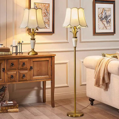 Abat-jour en tissu de luxe contemporain Jade Base sculptée en cuivre 1 lumière Lampadaire pour maison ou bureau 