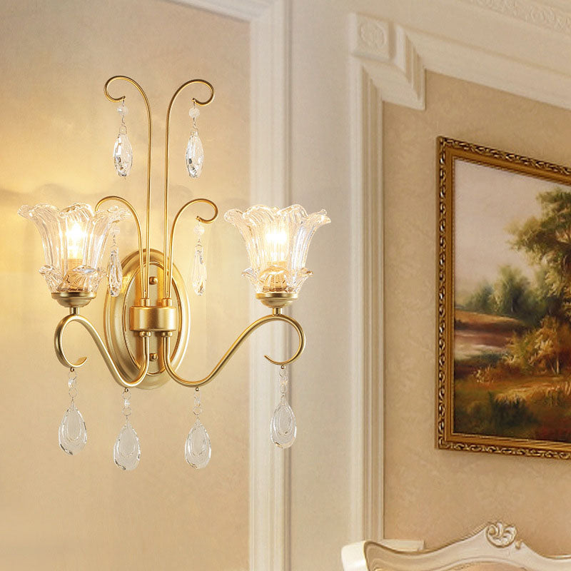 Traditionelle französische Kristallzweig-Wandleuchte mit 2 Lichtern für das Wohnzimmer 