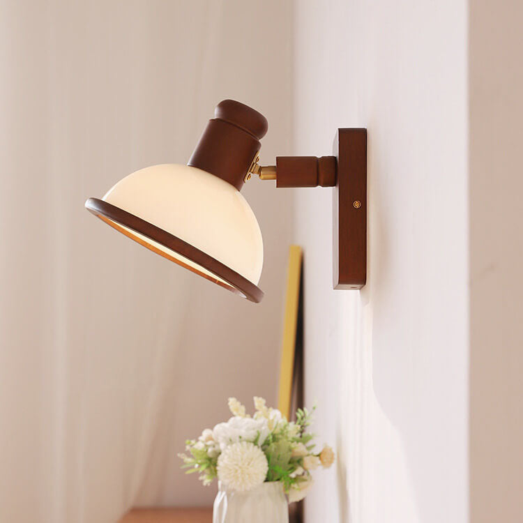 Aplique de pared de 1 luz con cúpula ajustable de brazo oscilante de madera de nogal vintage china 