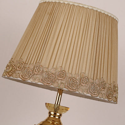 Traditionelle europäische Zylinder-Hardware-Kristallgewebe-1-Licht-Tischlampe für Schlafzimmer 