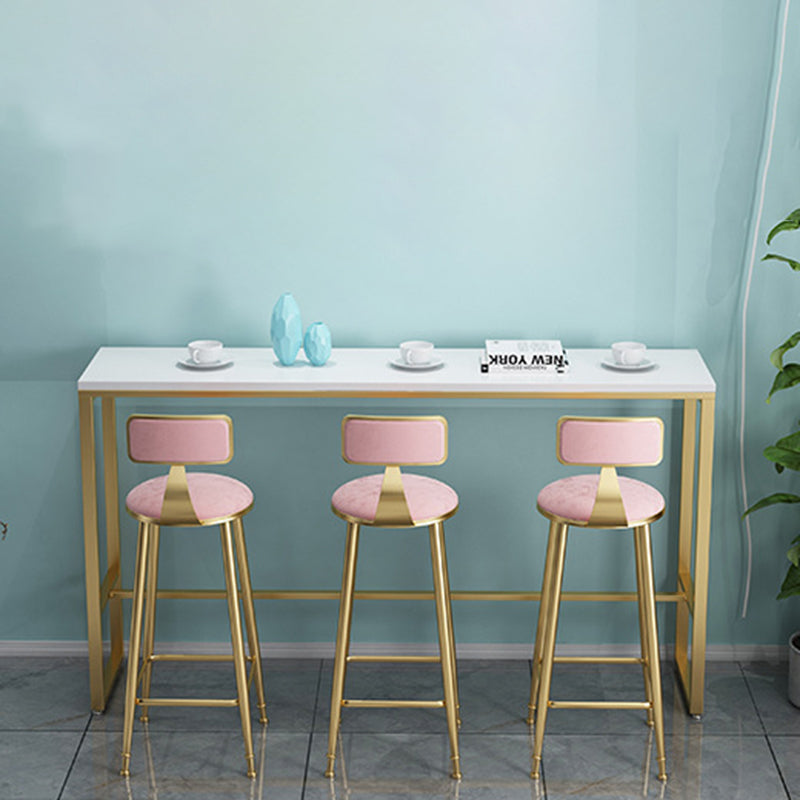 Conjunto de taburetes y mesa contemporáneo escandinavo de hierro, terciopelo, esponja, mármol, redondo y rectangular para cocina 