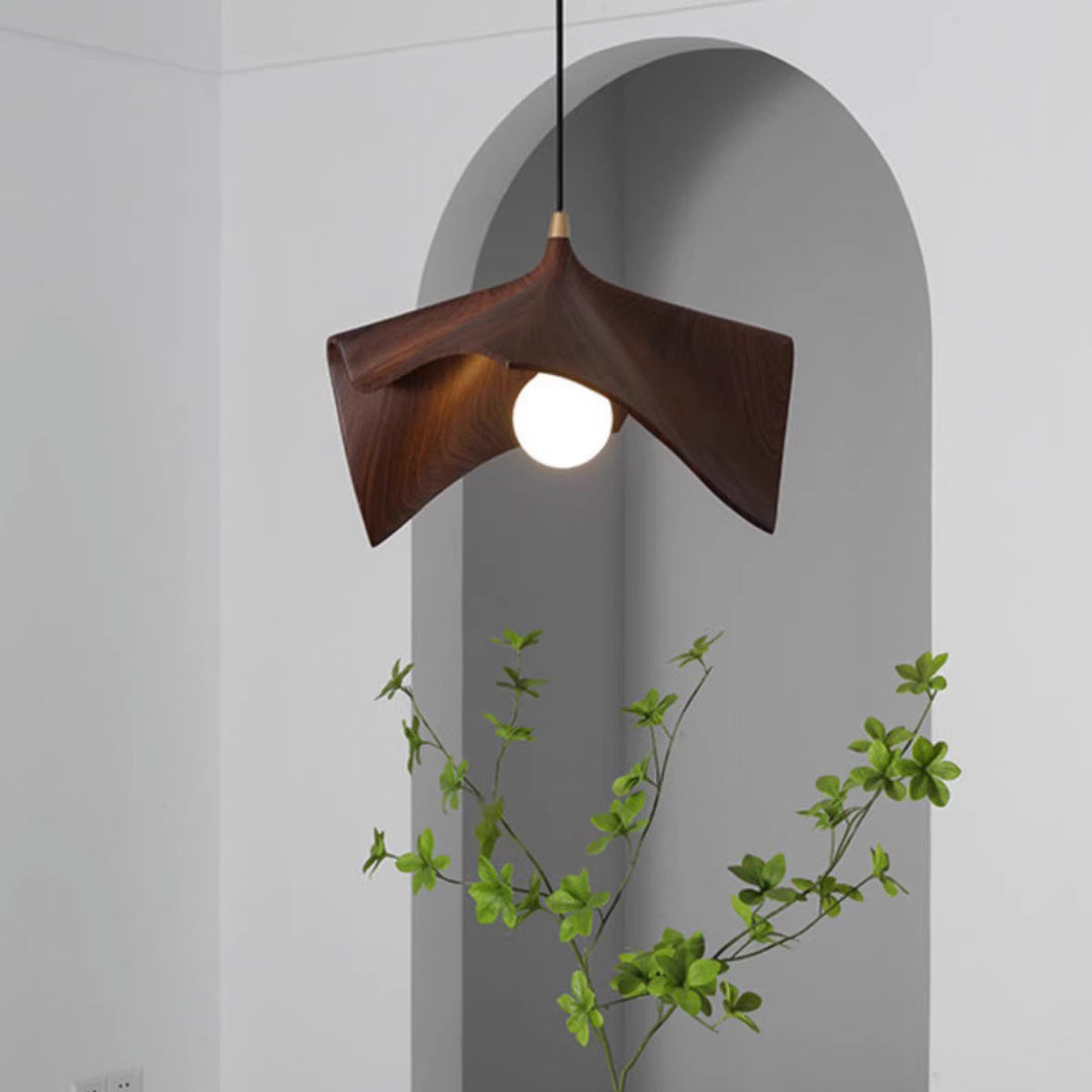 Suspension Luminaire à 1 Lumière en Forme de Feuille Irrégulière en Résine Japonaise Traditionnelle pour Salon 