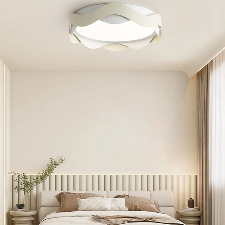 Zeitgenössische kreative Eisen Acryl gewellten Rand LED Unterputz Deckenleuchte für Wohnzimmer 