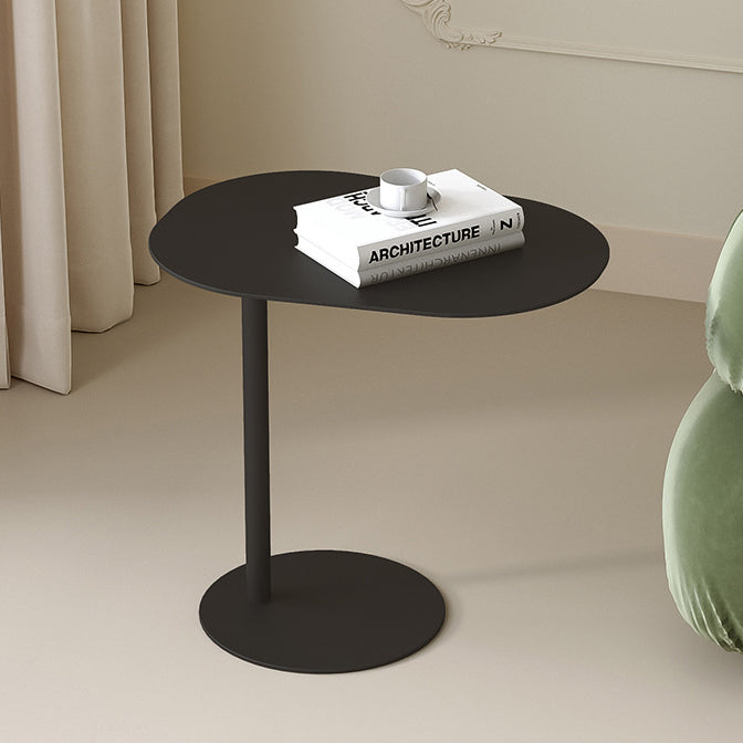 Moderner minimalistischer geometrischer runder Beistelltisch aus Eisen und Kohlenstoffstahl für das Wohnzimmer 
